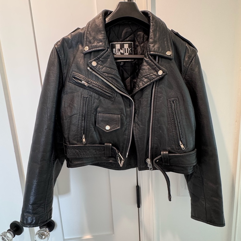 Unik Women's Black Leather Biker Jacket